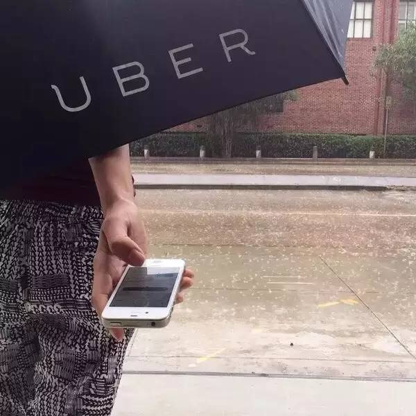 还在抱怨下雨天难打车？Uber让雨天出行更便捷！