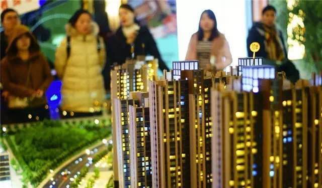 中国房地产市场确实是专治各种不服