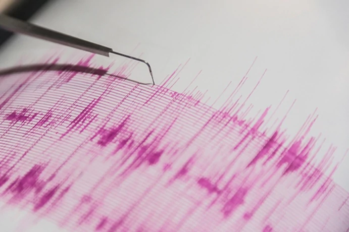 人工智能可否预测地震？
